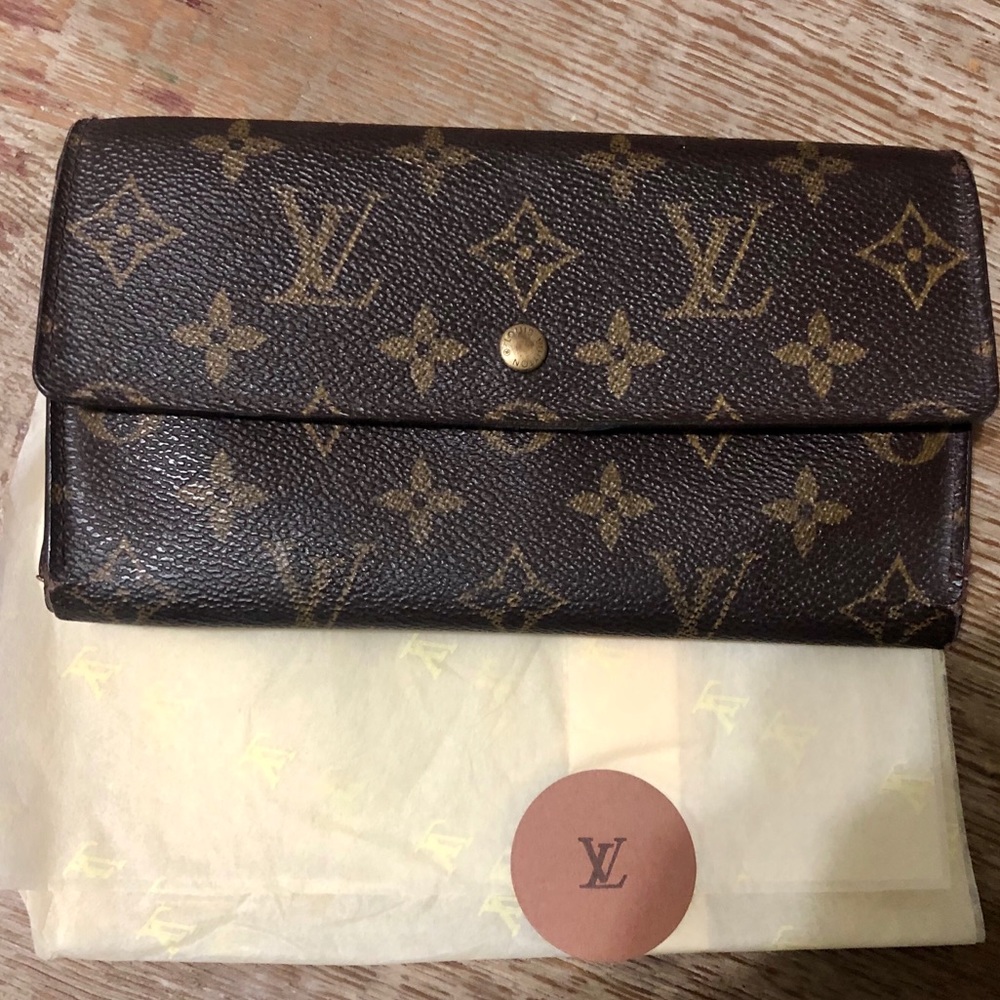 Louis Vuitton monogram wallet